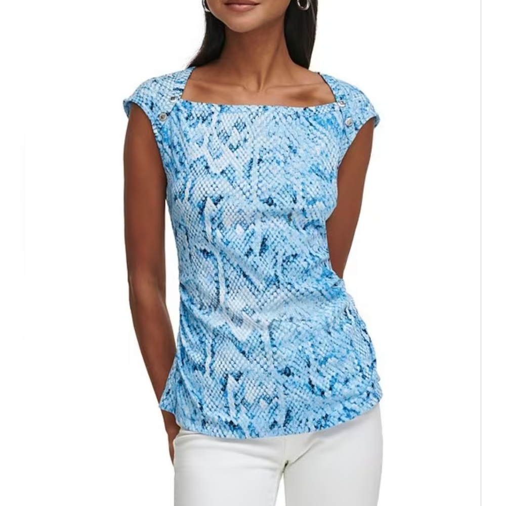 🔥Calvin Klein blouse lightweight blue size XL  NWT 🔥